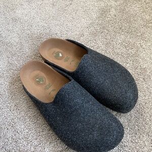 Birkenstock Boston clogs